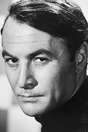 Robert Loggia
