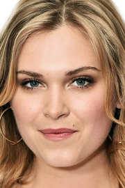 Eliza Taylor