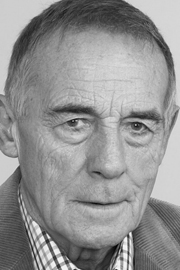 Michael Jayston