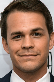 Johnny Simmons
