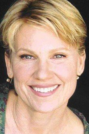Lindsay Crouse