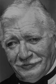 Nigel Davenport