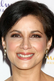 Saundra Santiago