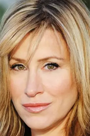 Lisa Ann Walter