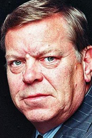 Warren Clarke