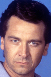 Mark Lindsay Chapman