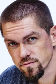Steve Howey