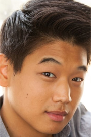 Ki Hong Lee